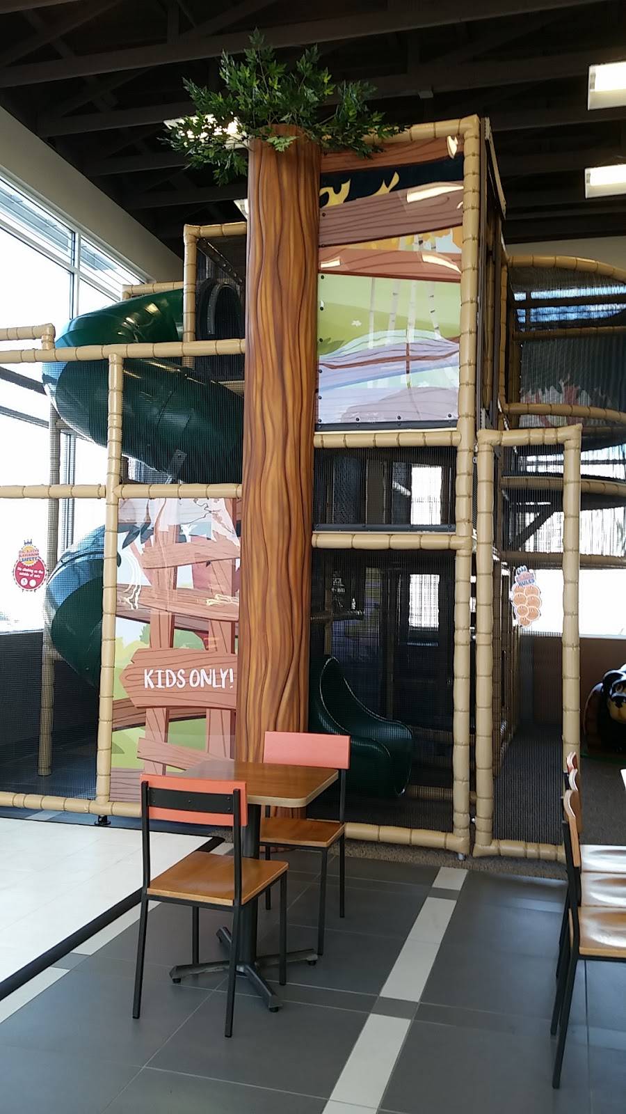 Burger King | restaurant | 2450 S 1900 W, West Haven, UT 84401, USA | 8018766075 OR +1 801-876-6075