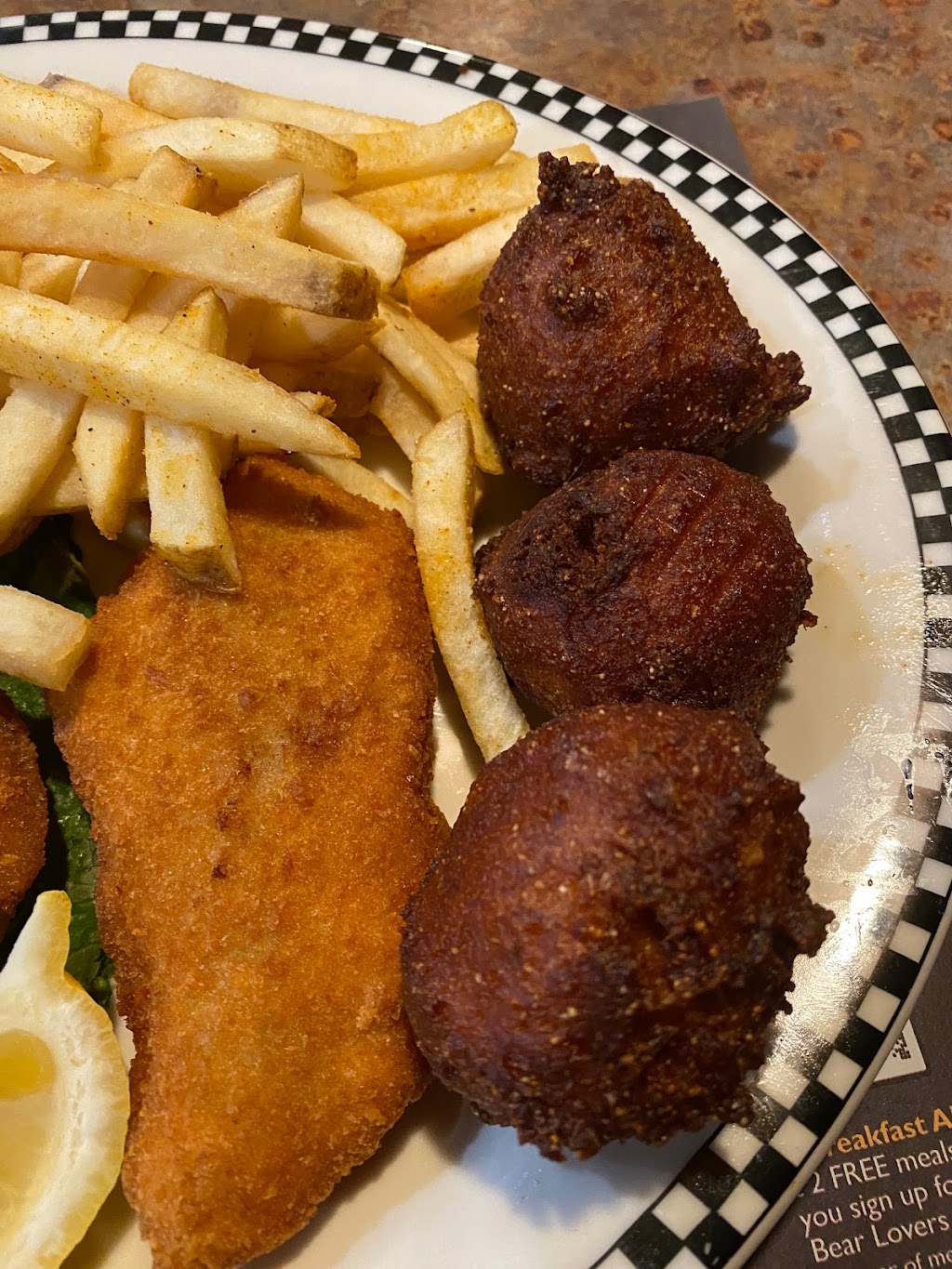 Black Bear Diner Chico | restaurant | 1990 E 20th St, Chico, CA 95928, USA | 5309655857 OR +1 530-965-5857