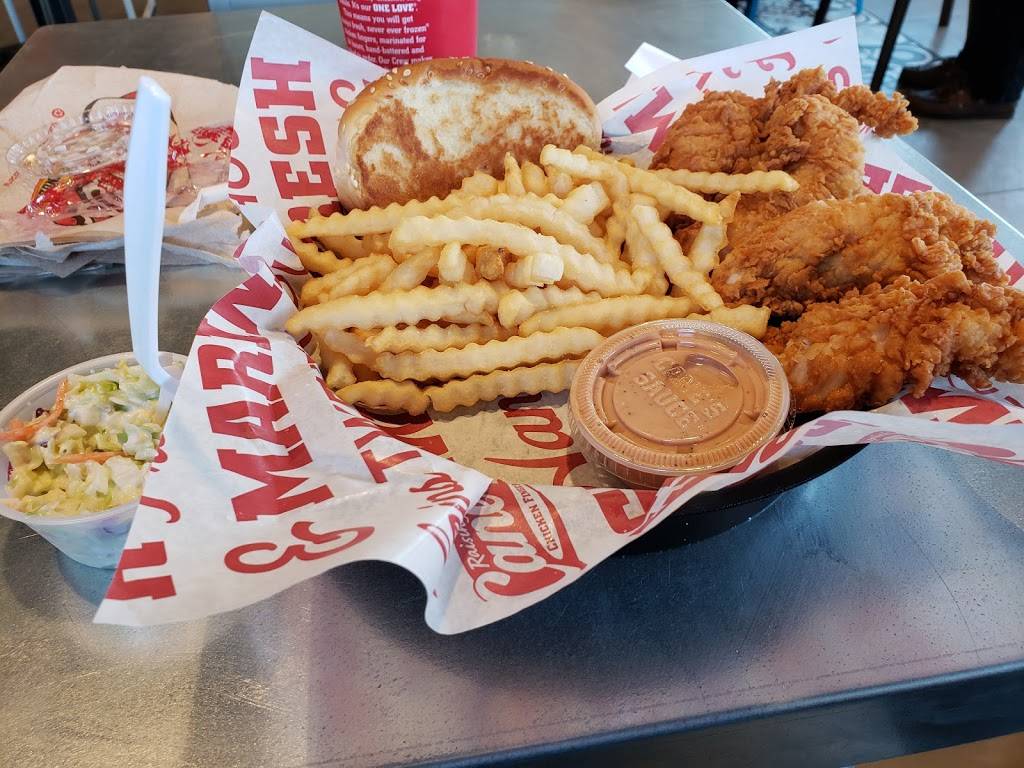 Raising Canes Chicken Fingers | meal takeaway | 200 S MacArthur Blvd, Oklahoma City, OK 73128, USA | 4059495549 OR +1 405-949-5549