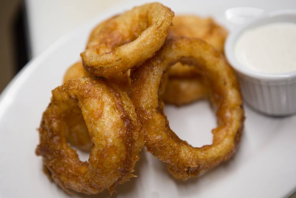 Lighthouse Restaurant & Bar | restaurant | 10808 NW St Helens Rd, Portland, OR 97231, USA | 5032408827 OR +1 503-240-8827