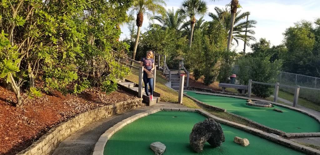 The Dugout Sports Bar & Grill | restaurant | 35 NE Pine Island Rd, Cape Coral, FL 33909, USA | 2394581388 OR +1 239-458-1388