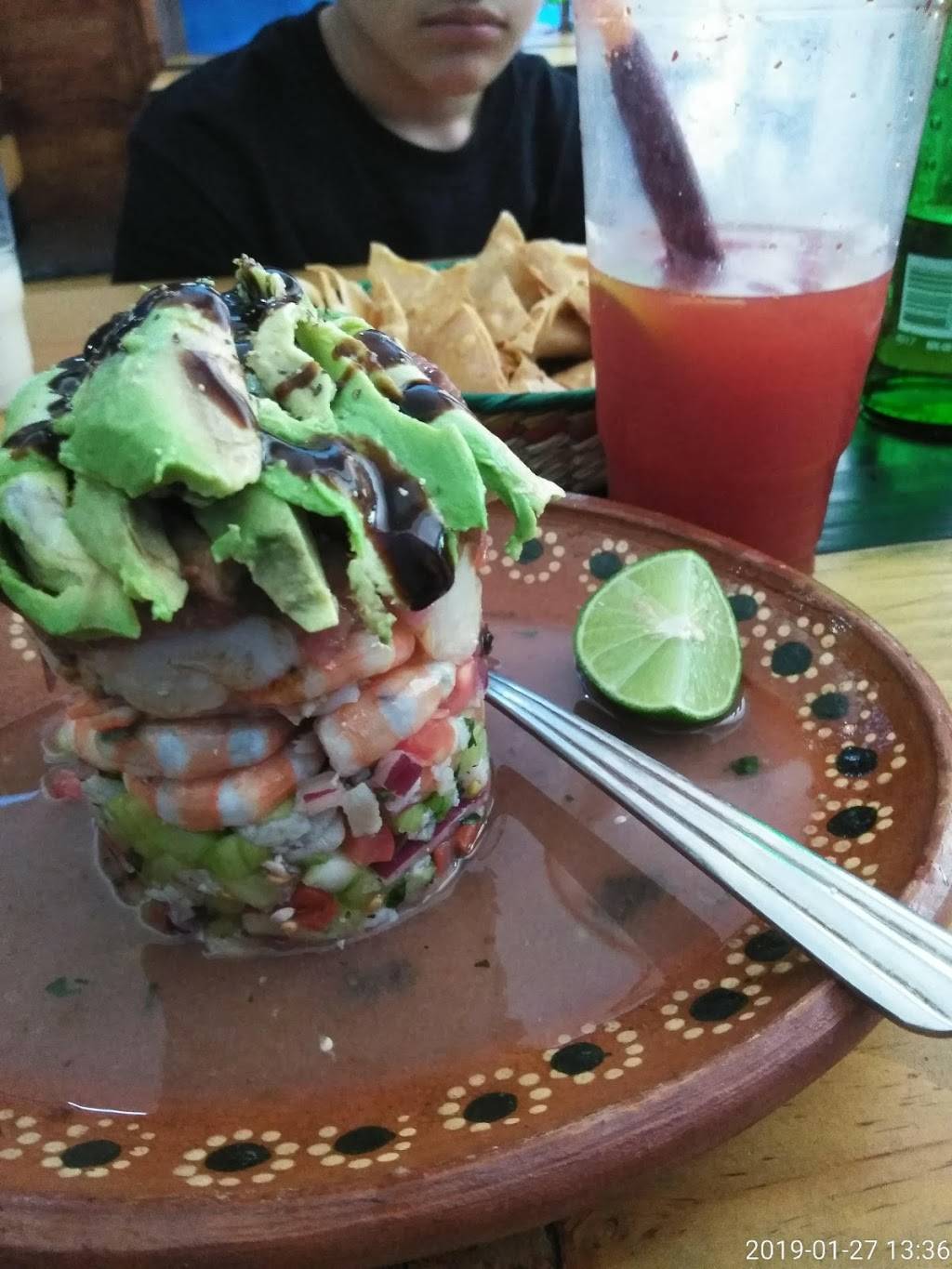 Mariscos El Vaquero | restaurant | Colinas Debaja California, Tijuana, B.C., Mexico | 016646372740 OR +52 664 637 2740