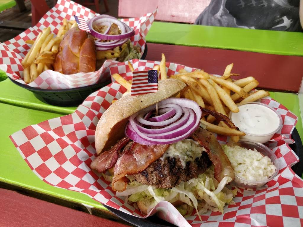 Edelweiss Burger | restaurant | 1365 Estero Blvd, Fort Myers Beach, FL 33931, USA | 2392338305 OR +1 239-233-8305