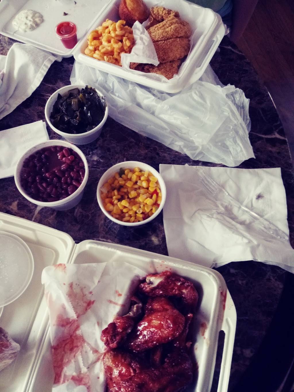 Gina’s Soulfood | restaurant | 18000 E 9 Mile Rd, Eastpointe, MI 48021, USA | 5868597252 OR +1 586-859-7252