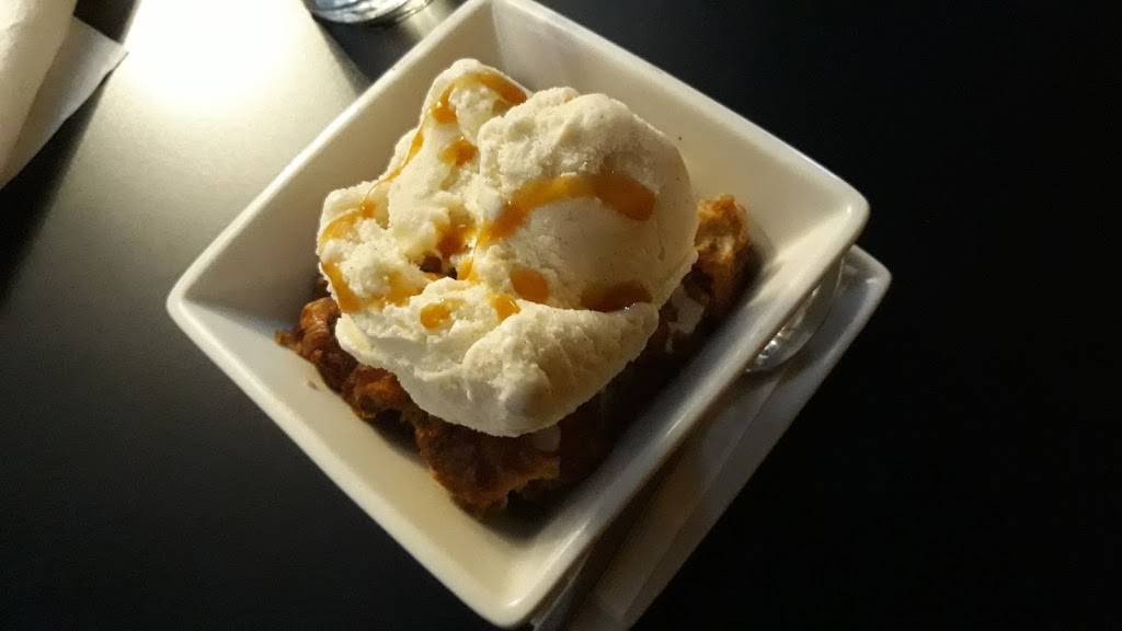 Flavour Restaurant & Lounge | restaurant | 1767 Bardstown Rd, Louisville, KY 40205, USA | 5024096968 OR +1 502-409-6968