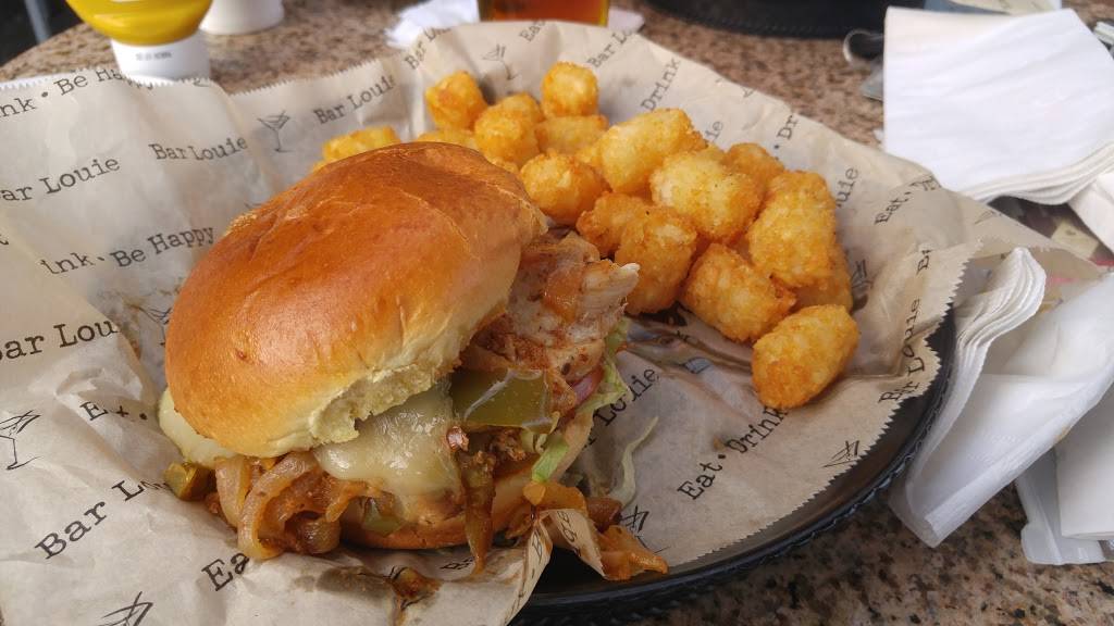 Bar Louie - Laurel Park Place | night club | 37716 Six Mile Rd, Livonia, MI 48152, USA | 7347930180 OR +1 734-793-0180