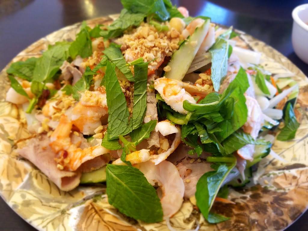 Pho 77 | restaurant | 1760 S Tippecanoe Ave, San Bernardino, CA 92408, USA | 9097962277 OR +1 909-796-2277