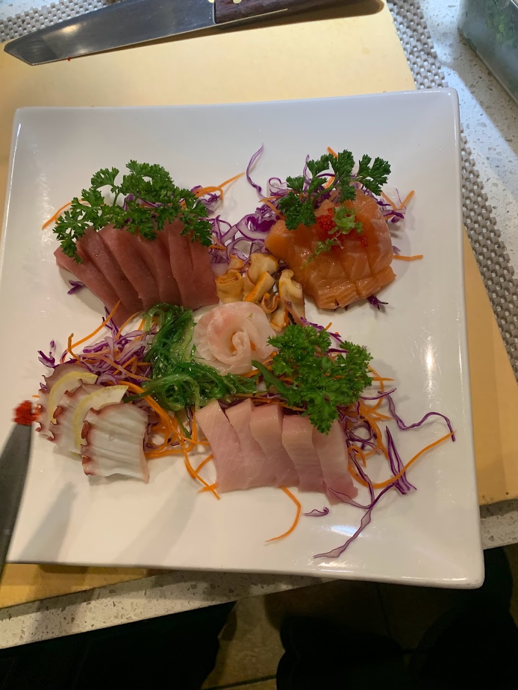 Koi Japansese Steakhouse & Sushi | restaurant | 10649 State St, Sandy, UT 84070, USA | 8015236022 OR +1 801-523-6022