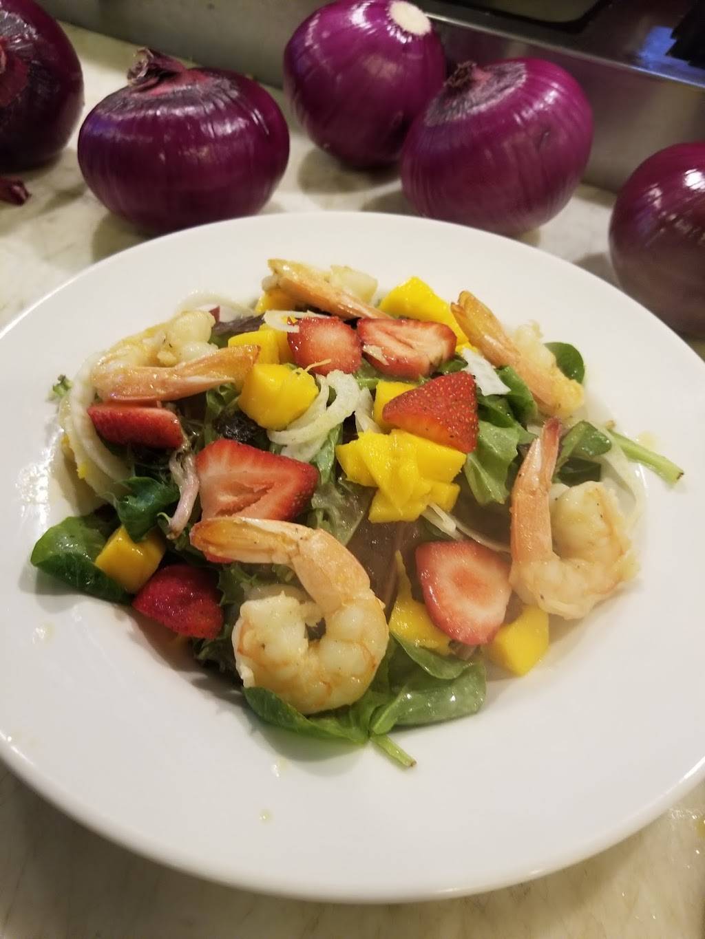 The Daily Dish | restaurant | 8301 Grubb Rd, Silver Spring, MD 20910, USA | 3015886300 OR +1 301-588-6300