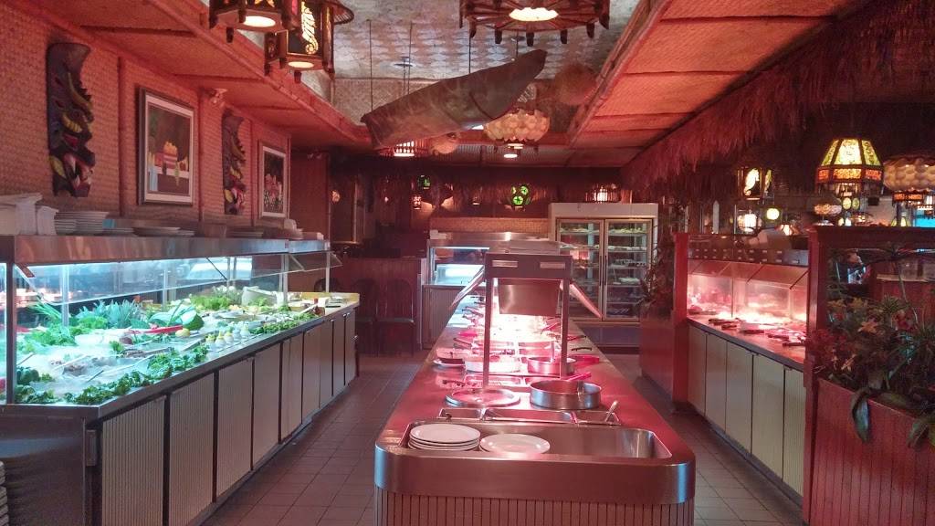 Restaurant Chateau De La Lune | restaurant | 569 Boulevard des Seigneurs, Terrebonne, QC J6W 1T5, Canada | 4504719912 OR +1 450-471-9912