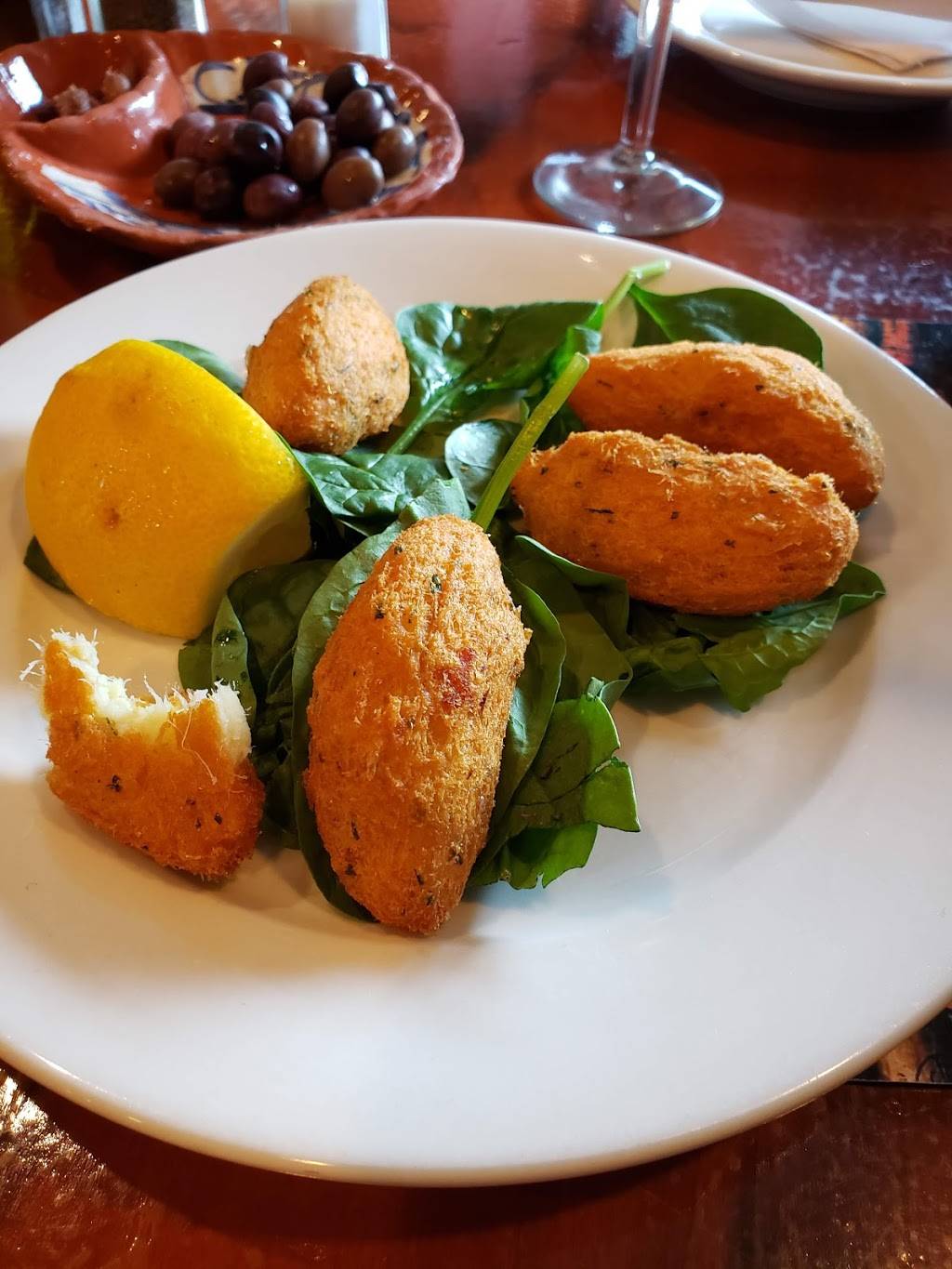 Adega Restaurant | restaurant | 229 Main St, Woburn, MA 01801, USA | 7812812639 OR +1 781-281-2639