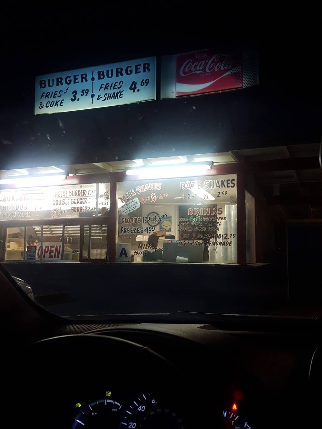 Burger Box | restaurant | 81201 Indio Blvd, Indio, CA 92201, USA | 7603426631 OR +1 760-342-6631