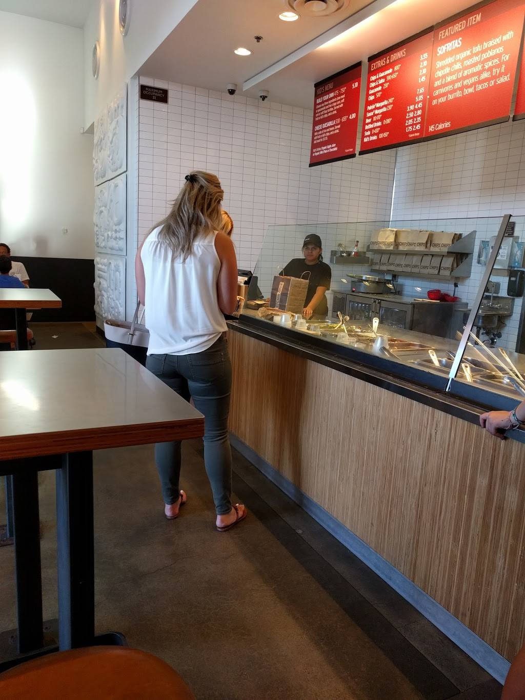 Chipotle Mexican Grill | restaurant | 1110 Blossom Hill Rd Ste 30, San Jose, CA 95118, USA | 4087245272 OR +1 408-724-5272