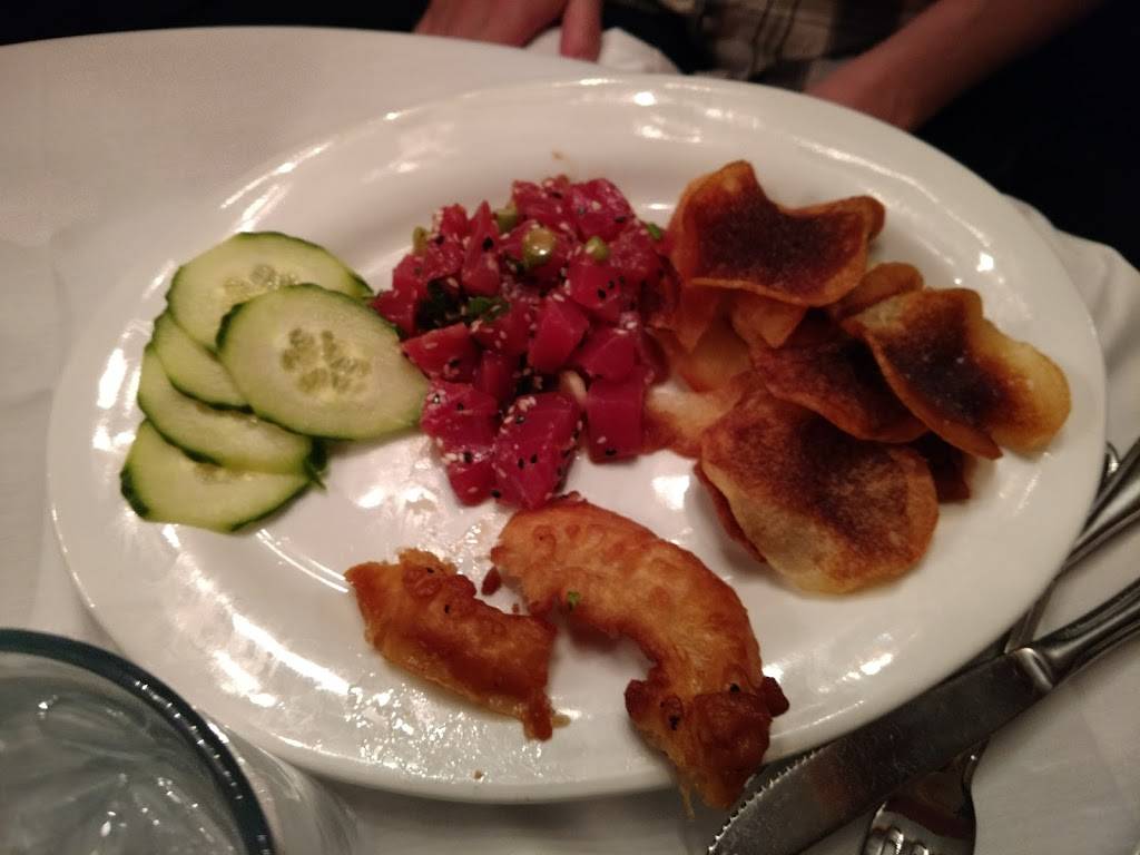 Clydes Prime Rib Restaurant and Bar | restaurant | 5474 NE Sandy Blvd, Portland, OR 97213, USA | 5032819200 OR +1 503-281-9200