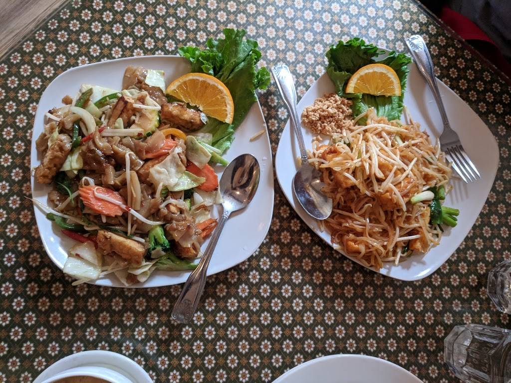 Real Thai Kitchen | restaurant | 1632 Seabright Ave, Santa Cruz, CA 95062, USA | 8314272559 OR +1 831-427-2559