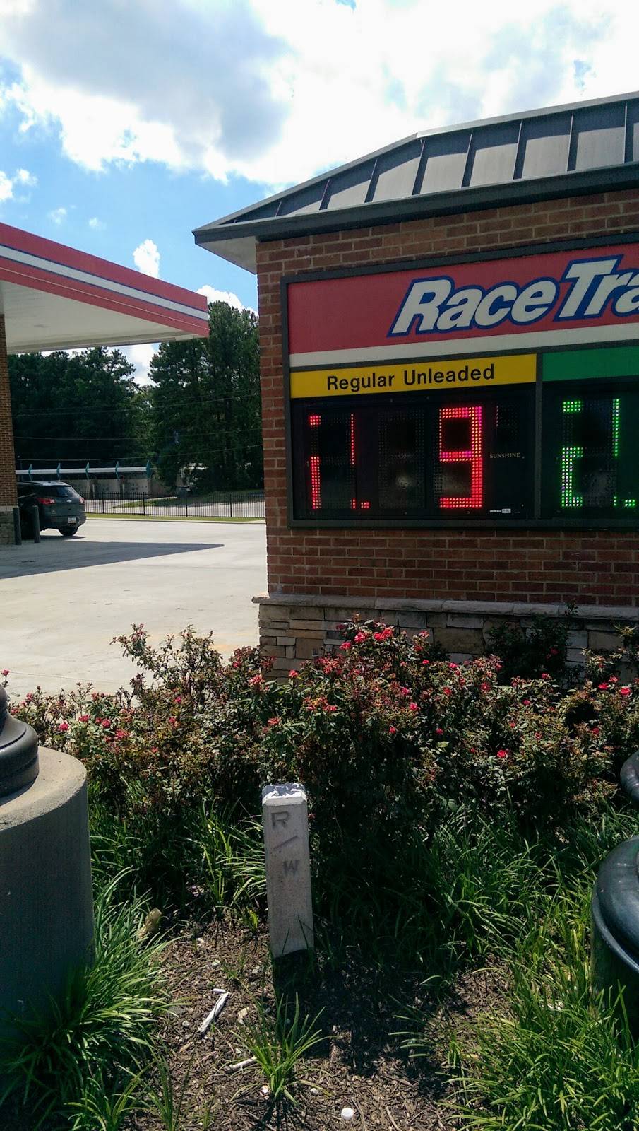 RaceTrac | bakery | 2550 Spring Rd SE, Smyrna, GA 30080, USA | 6783091390 OR +1 678-309-1390