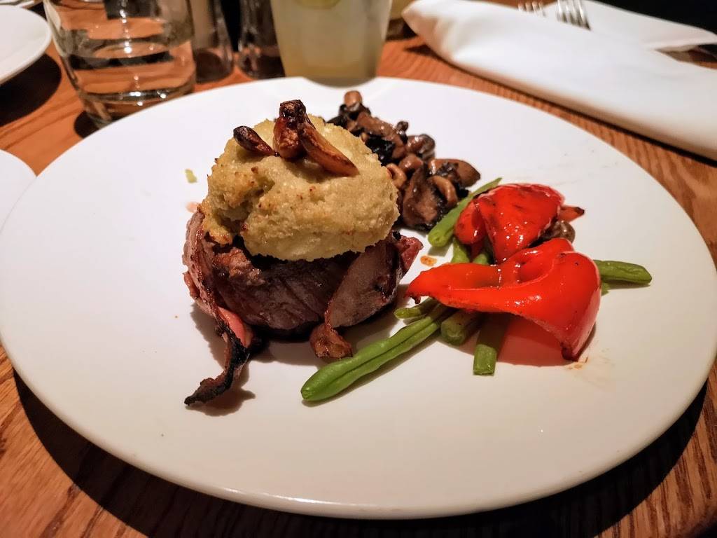 The Keg Steakhouse + Bar - Saint-Bruno | restaurant | 755 Boulevard des Promenades, Saint-Bruno-de-Montarville, QC J3V 6L9, Canada | 4502833333 OR +1 450-283-3333