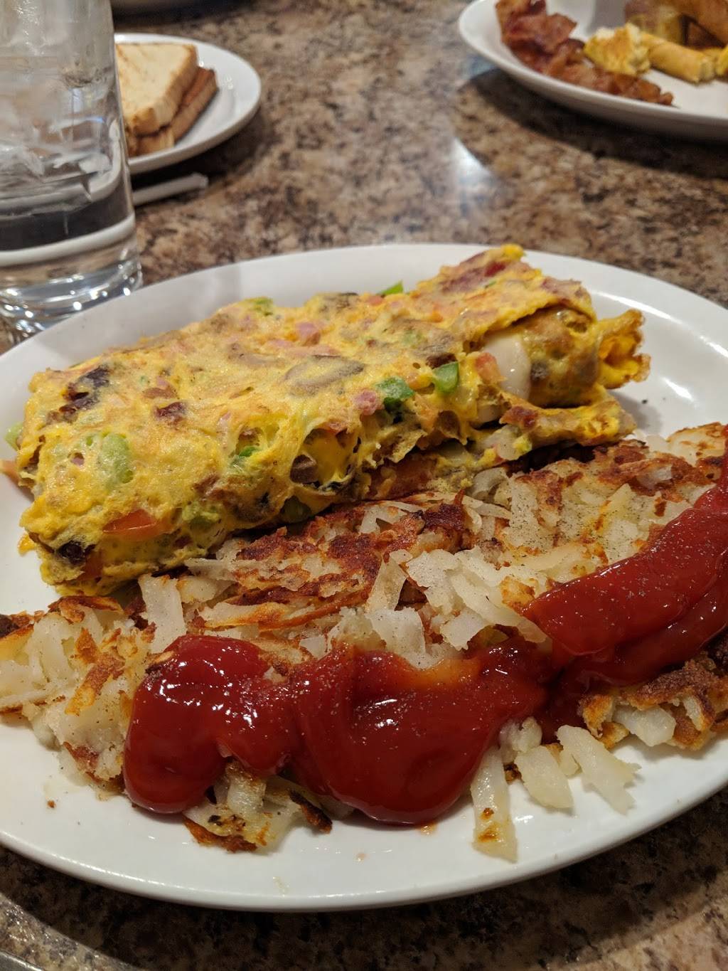 Anthonys Family Restaurant | restaurant | 34931 Vine St, Eastlake, OH 44095, USA | 4409426622 OR +1 440-942-6622