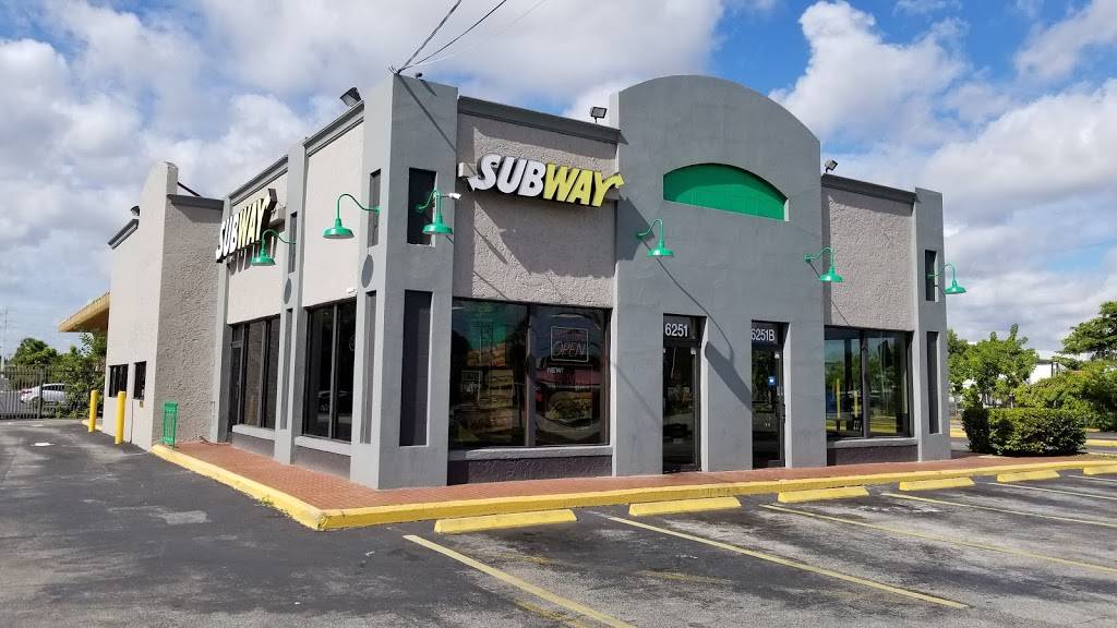 Subway | restaurant | 6251 Powerline Rd, Fort Lauderdale, FL 33309, USA | 9544897786 OR +1 954-489-7786