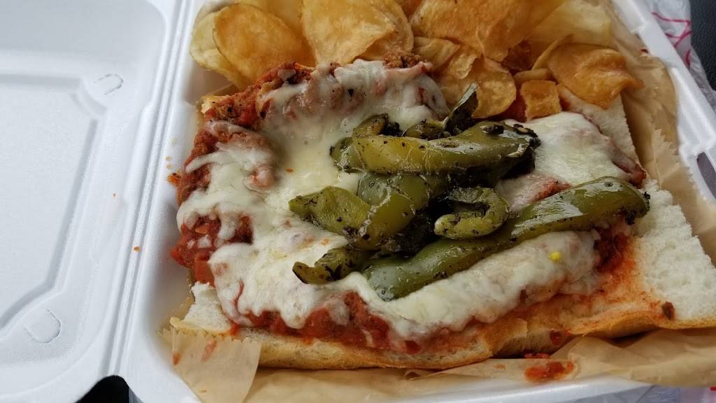 Docs Grey Horse Saloon & Eatery | restaurant | 5440 S Narragansett Ave, Chicago, IL 60638, USA | 7734247720 OR +1 773-424-7720