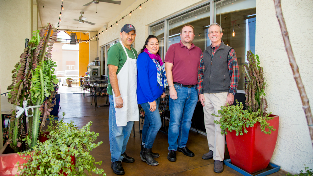 Eclectic Cafe | cafe | 7053 E Tanque Verde Rd, Tucson, AZ 85715, USA | 5208852842 OR +1 520-885-2842