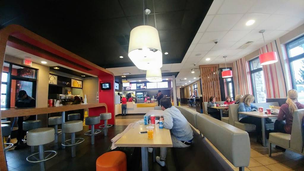 McDonalds | cafe | 4840 N Hamilton Rd, Columbus, OH 43230, USA | 6148554840 OR +1 614-855-4840