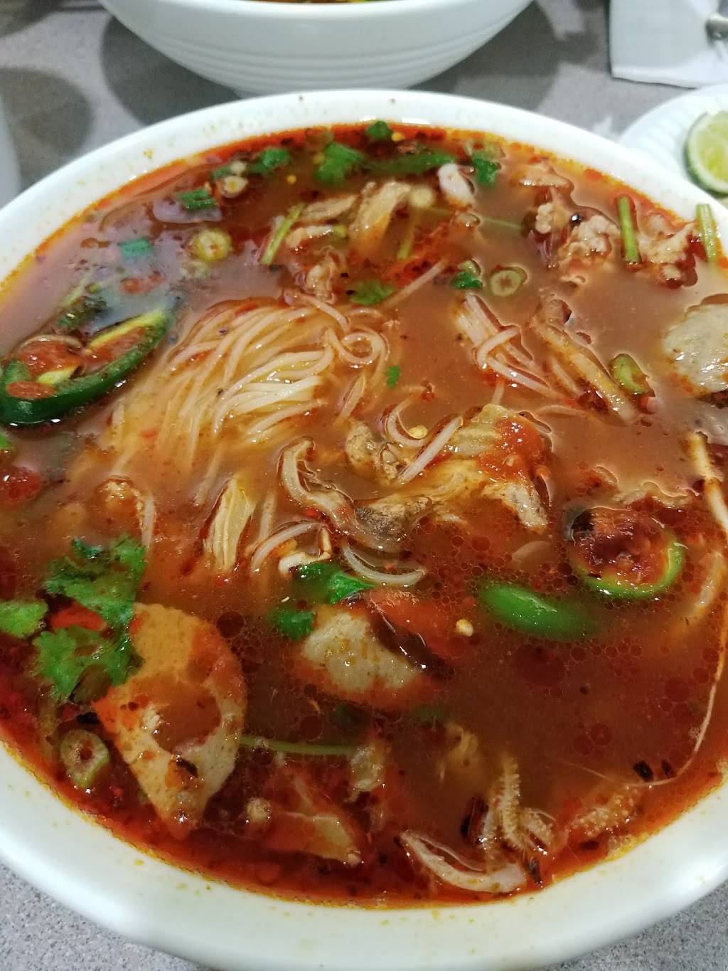 K C Noodle | restaurant | 3403 S Mooney Blvd, Visalia, CA 93277, USA | 5596229735 OR +1 559-622-9735