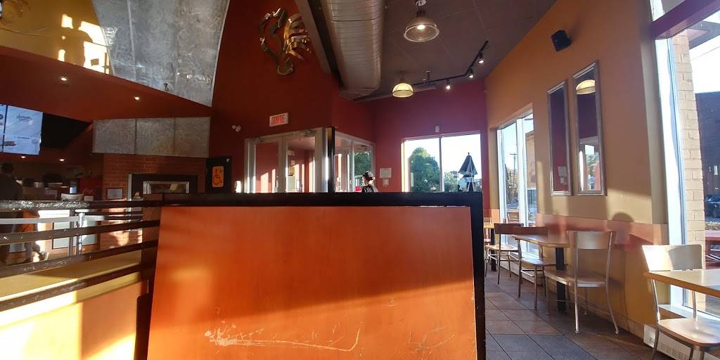 St-Hubert Express | restaurant | 4120 Boulevard LaSalle, Verdun, QC H4G 2A5, Canada | 5143855555 OR +1 514-385-5555