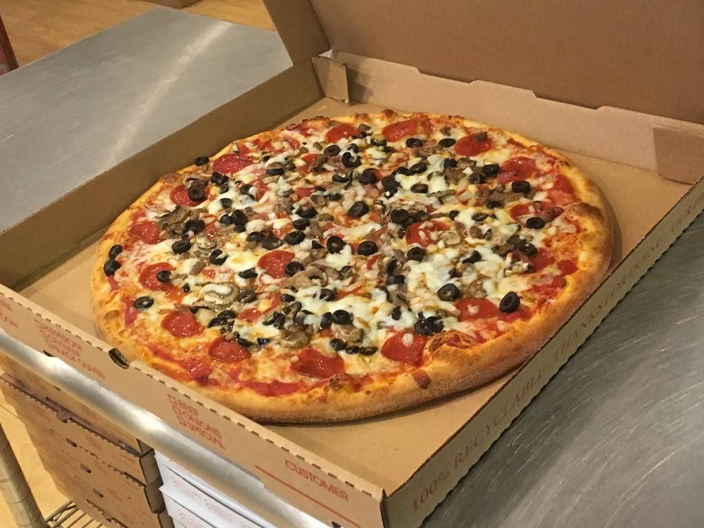 Hawkeyes Pizza Fletcher | restaurant | 126 W Fletcher Ave, Tampa, FL 33612, USA | 8135155808 OR +1 813-515-5808