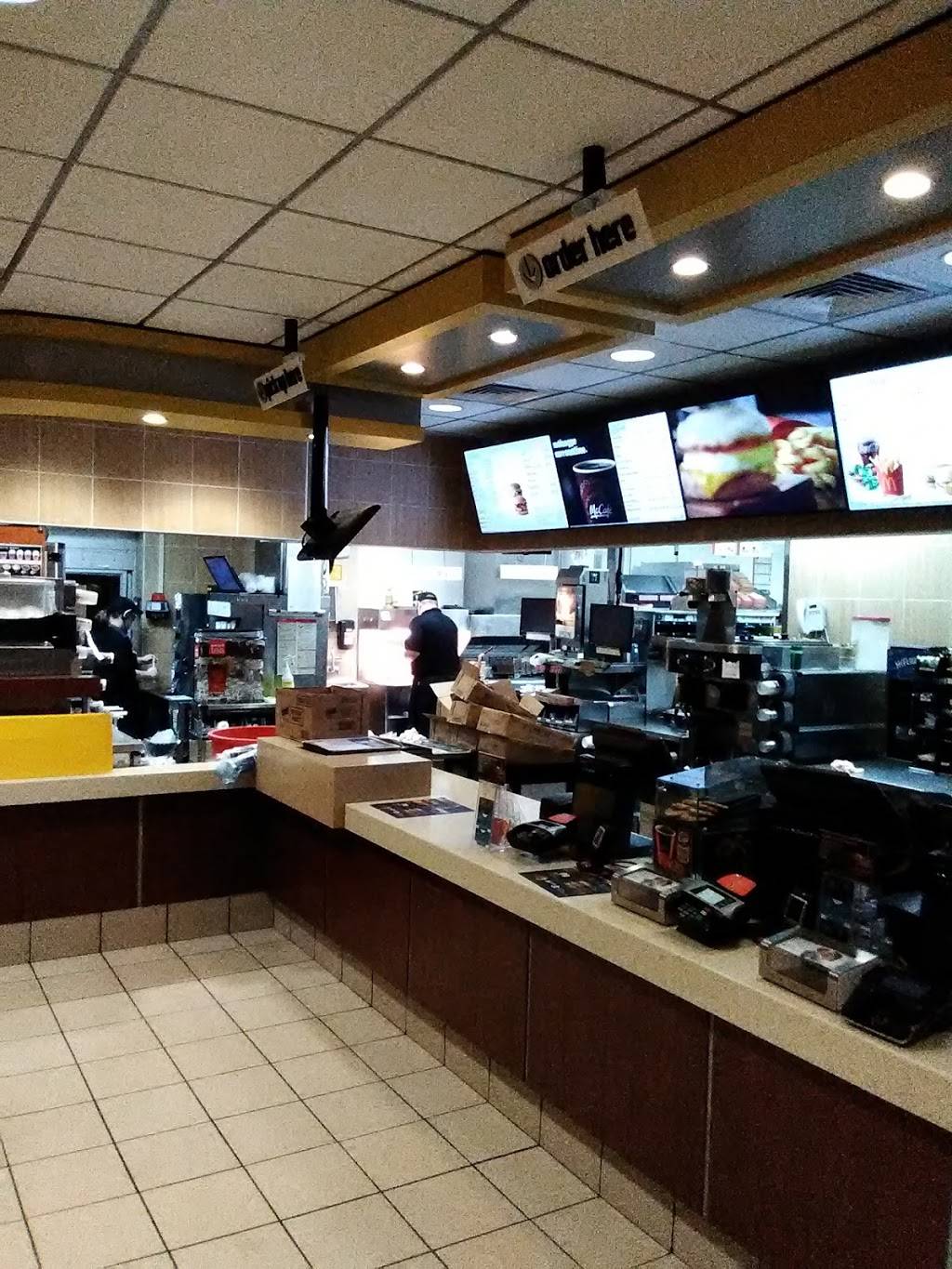 McDonalds | cafe | 3010 Alma Hwy, Van Buren, AR 72956, USA | 4794740961 OR +1 479-474-0961