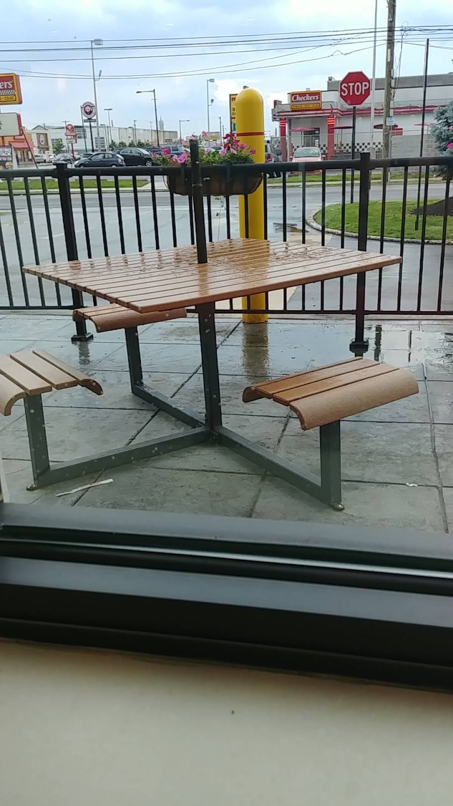 Wendys | restaurant | 3600 Aramingo Ave, Philadelphia, PA 19134, USA | 2155374656 OR +1 215-537-4656