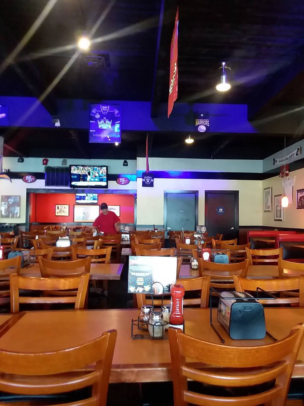 Shakeys Pizza Parlor | restaurant | 5105 Torrance Blvd, Torrance, CA 90503, USA | 3103716586 OR +1 310-371-6586