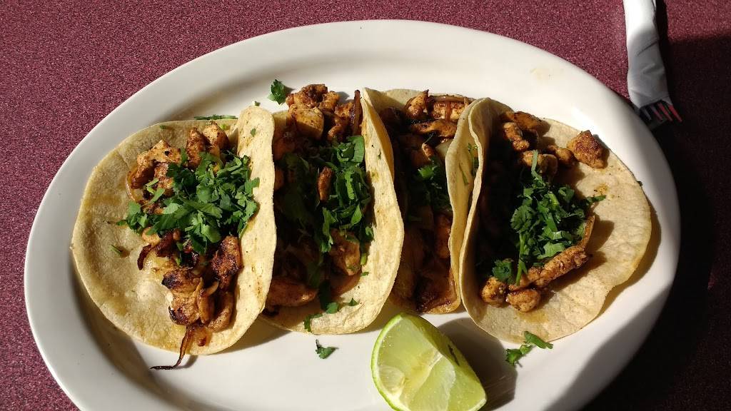 Pollo Royal | restaurant | 4517 N Tryon St, Charlotte, NC 28213, USA | 7045962239 OR +1 704-596-2239