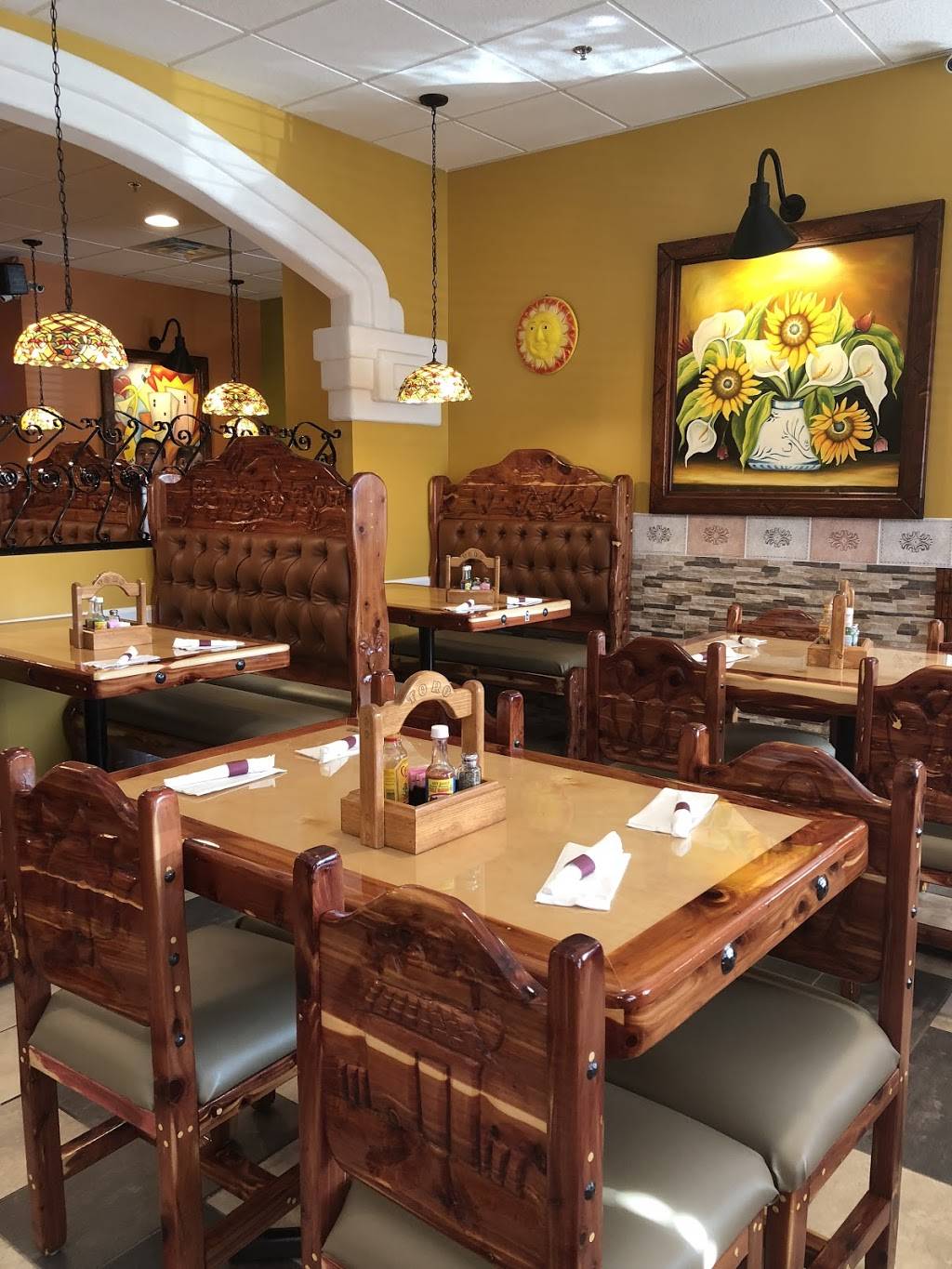 Toro Mexican Grill | restaurant | 2550 E Morris Blvd, Morristown, TN 37813, USA | 4233183405 OR +1 423-318-3405