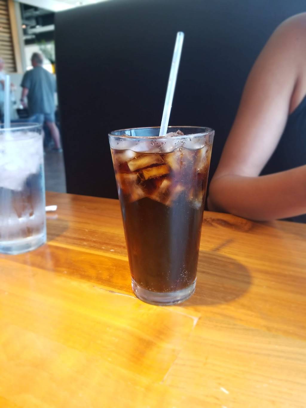 Hy-Vee Market Grille | restaurant | 405 E Nifong Blvd, Columbia, MO 65201, USA | 5734426349 OR +1 573-442-6349