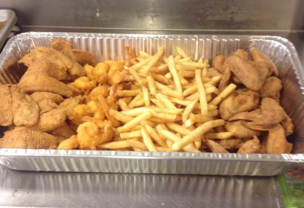 Fred’s Fish&Chicken | restaurant | 13465 Schaefer Hwy, Detroit, MI 48227, USA | 3138368888 OR +1 313-836-8888