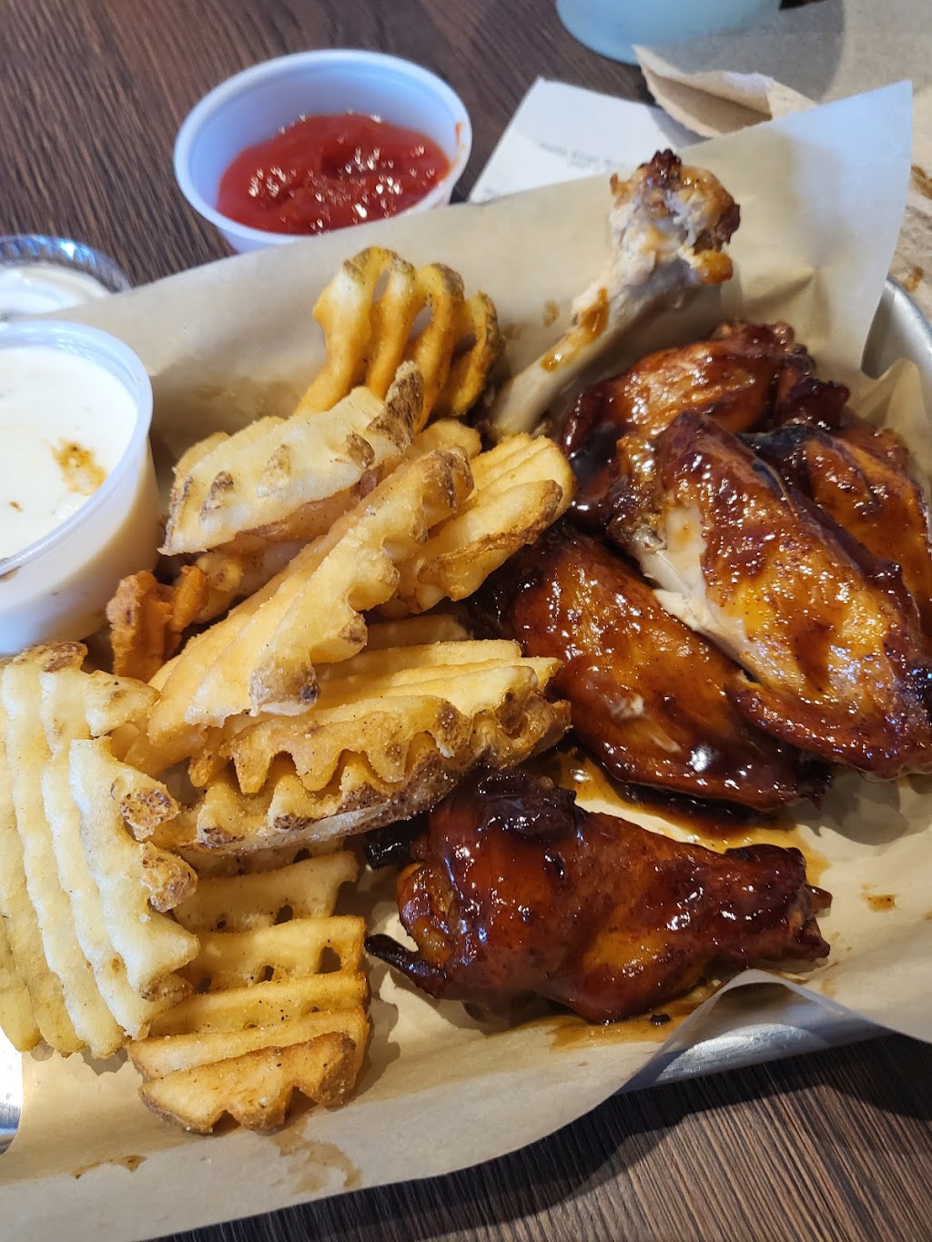 Hoots Wings | restaurant | 2951 S Buckner Blvd suite 300, Dallas, TX 75227, USA | 9725980994 OR +1 972-598-0994