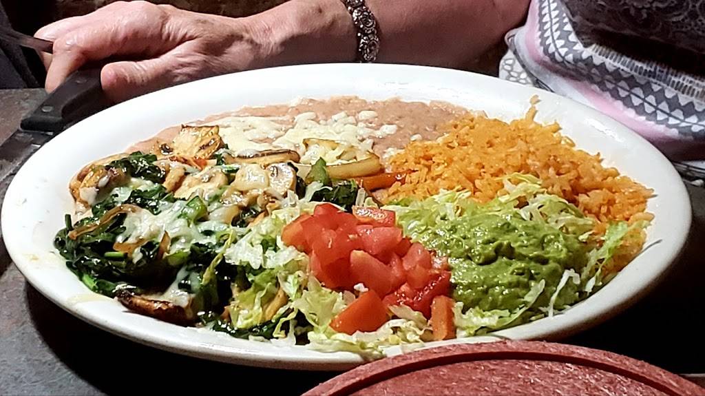 2 Pesos Cantina | restaurant | 101 Southgate Dr, Pelham, AL 35124, USA | 2059873800 OR +1 205-987-3800