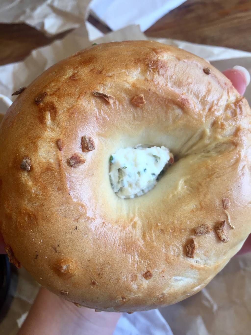 Meshuggah Bagels | bakery | 7096 W 105th St, Overland Park, KS 66212, USA | 9132838368 OR +1 913-283-8368