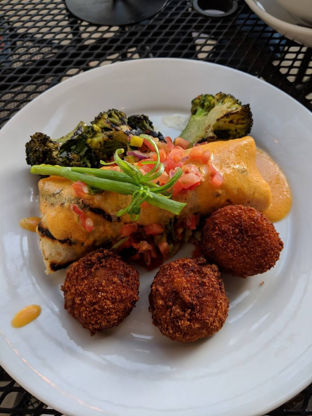 Pescados Seafood | restaurant | 13126 Midlothian Turnpike, Midlothian, VA 23113, USA | 8043797121 OR +1 804-379-7121