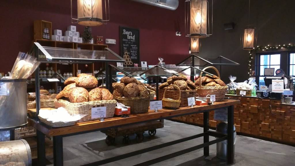 When Pigs Fly Restaurant & Pizzeria | bakery | 460 US-1, Kittery, ME 03904, USA | 2074387036 OR +1 207-438-7036