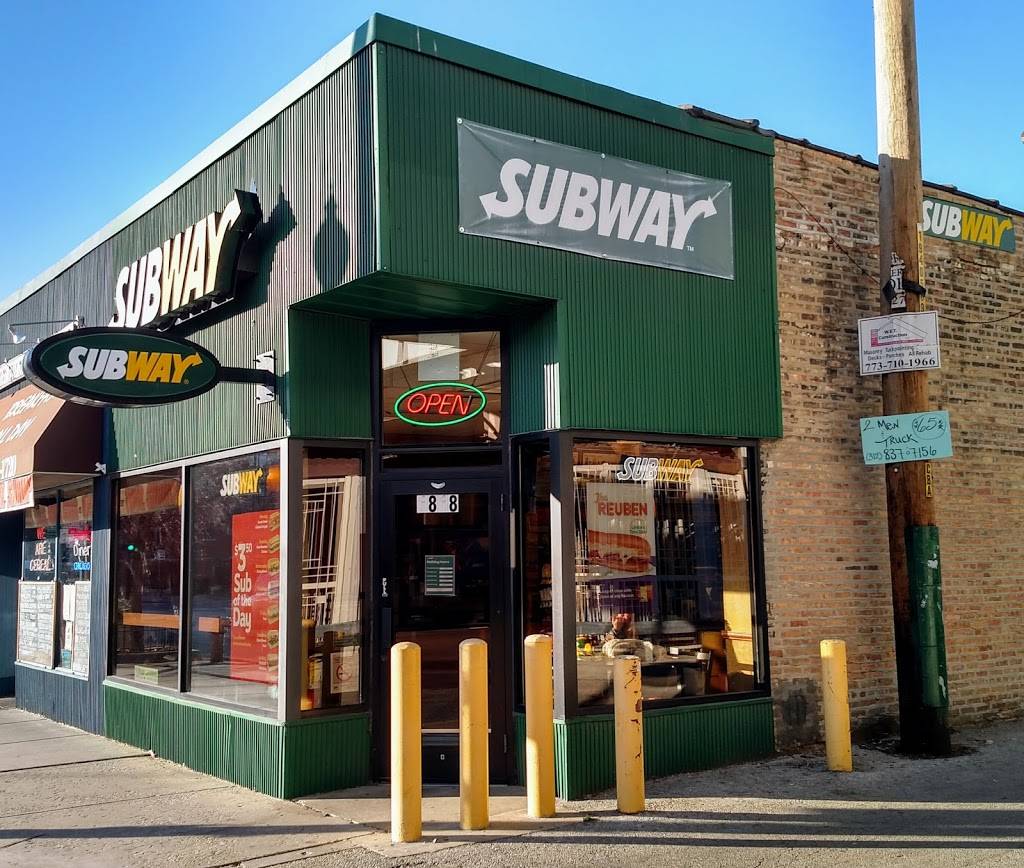 Subway Restaurants | restaurant | Montrose & Brown Line L, 1818 W Montrose Ave, Chicago, IL 60613, USA | 7732751350 OR +1 773-275-1350