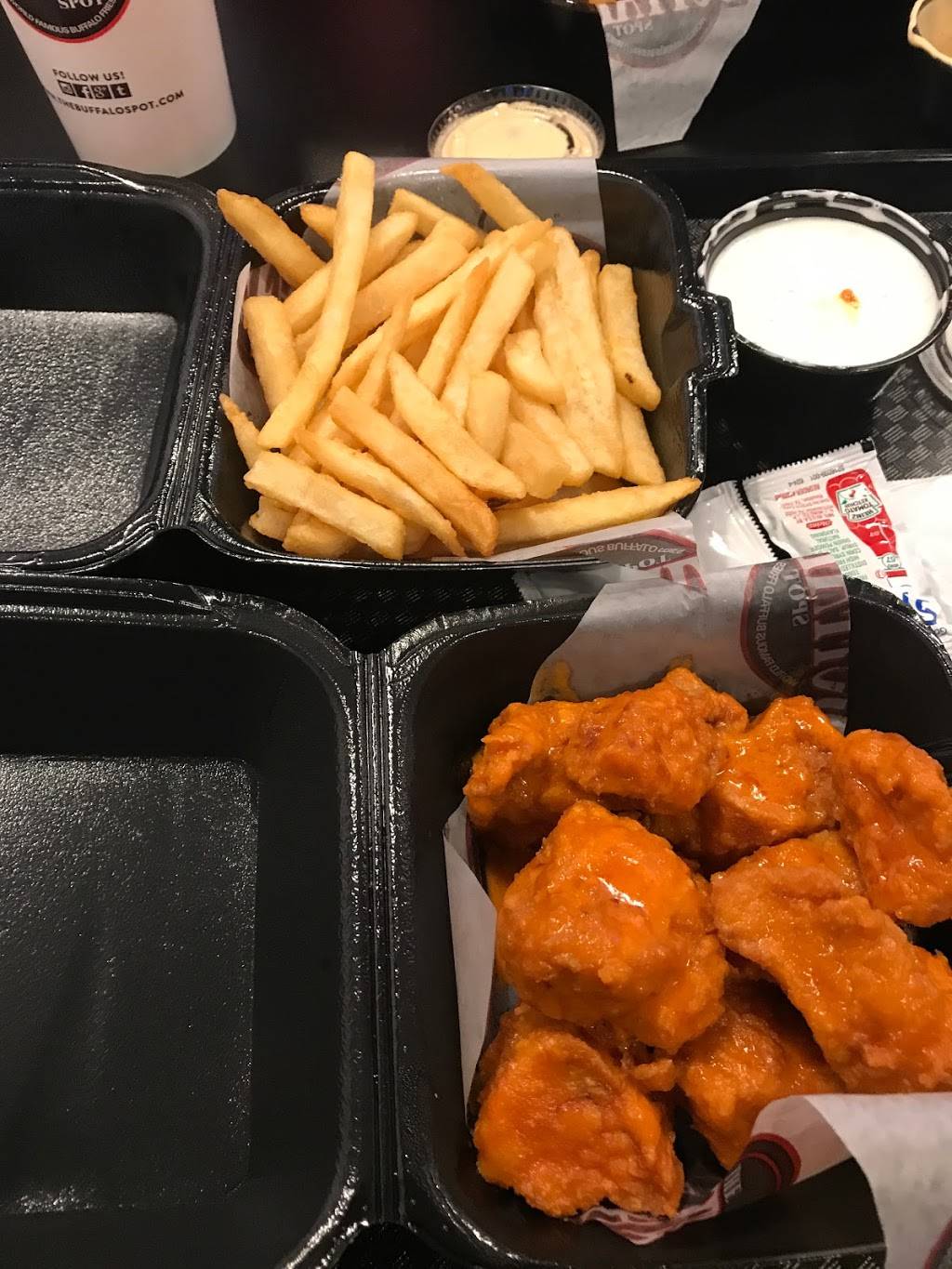 The Buffalo Spot | restaurant | 300 S Highland Springs Ave #6B, Banning, CA 92220, USA | 9518450068 OR +1 951-845-0068