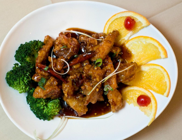 Moon Palace Restaurant | restaurant | 216 W Cermak Rd, Chicago, IL 60616, USA | 3122254081 OR +1 312-225-4081