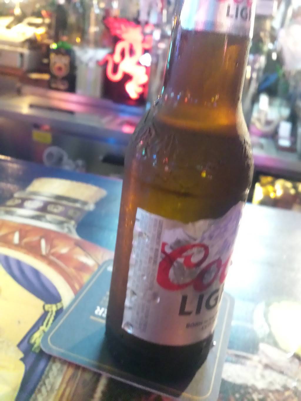 THE CLUBHOUSE SPORTS BAR and GRILL | restaurant | 369 Arneill Rd, Camarillo, CA 93012, USA | 8053881992 OR +1 805-388-1992