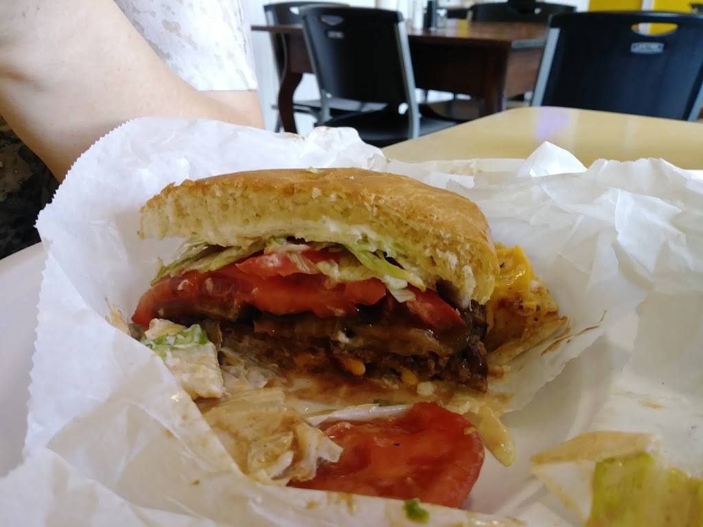 Chicago Mikes Hot Dogs | restaurant | 2300 Cogswell Ave, Pell City, AL 35125, USA | 2058143647 OR +1 205-814-3647