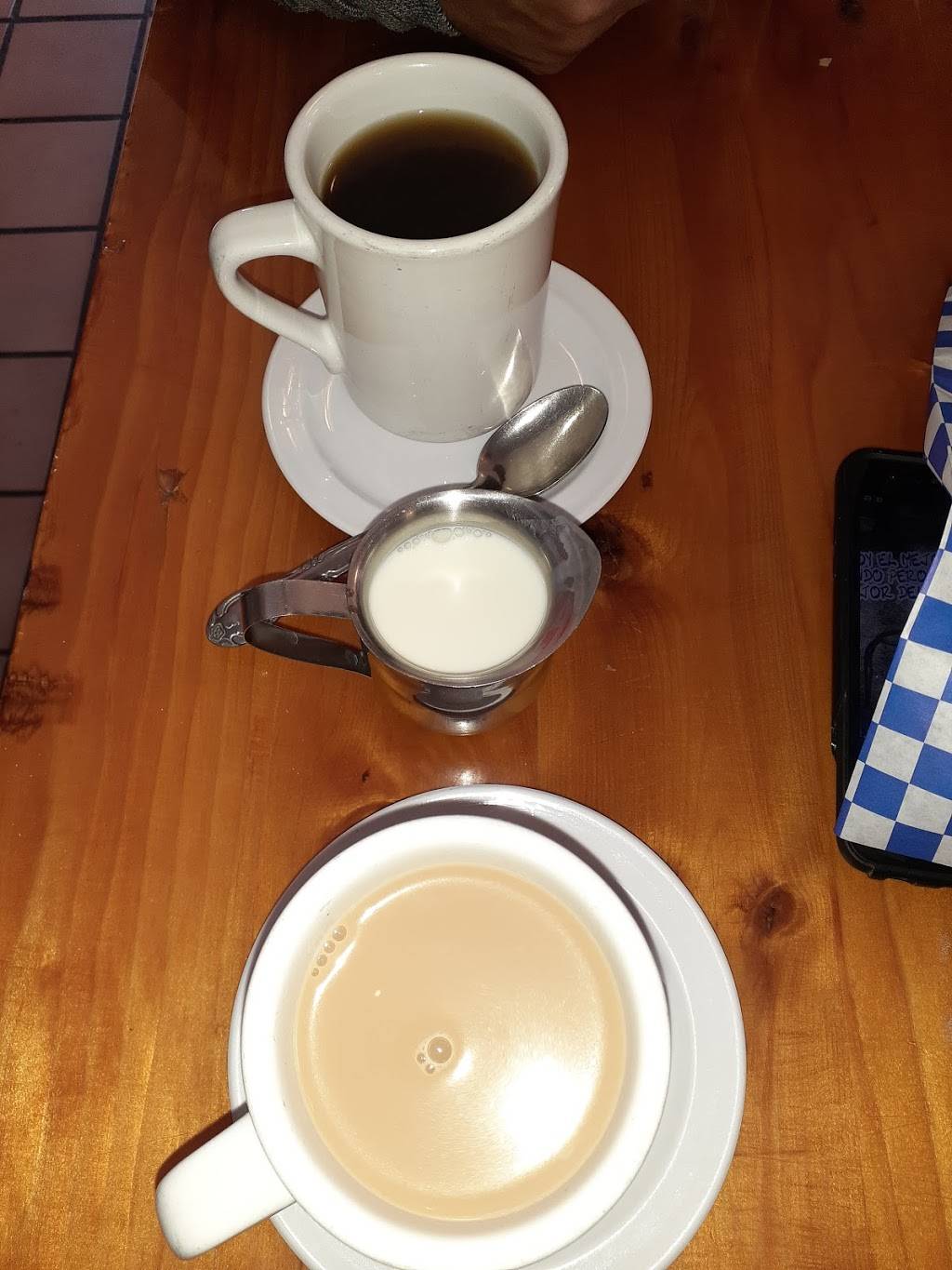 El Michoacano Restaurant | restaurant | 10713Socorro Rd, El Paso, TX 79927, USA | 9152754048 OR +1 915-275-4048