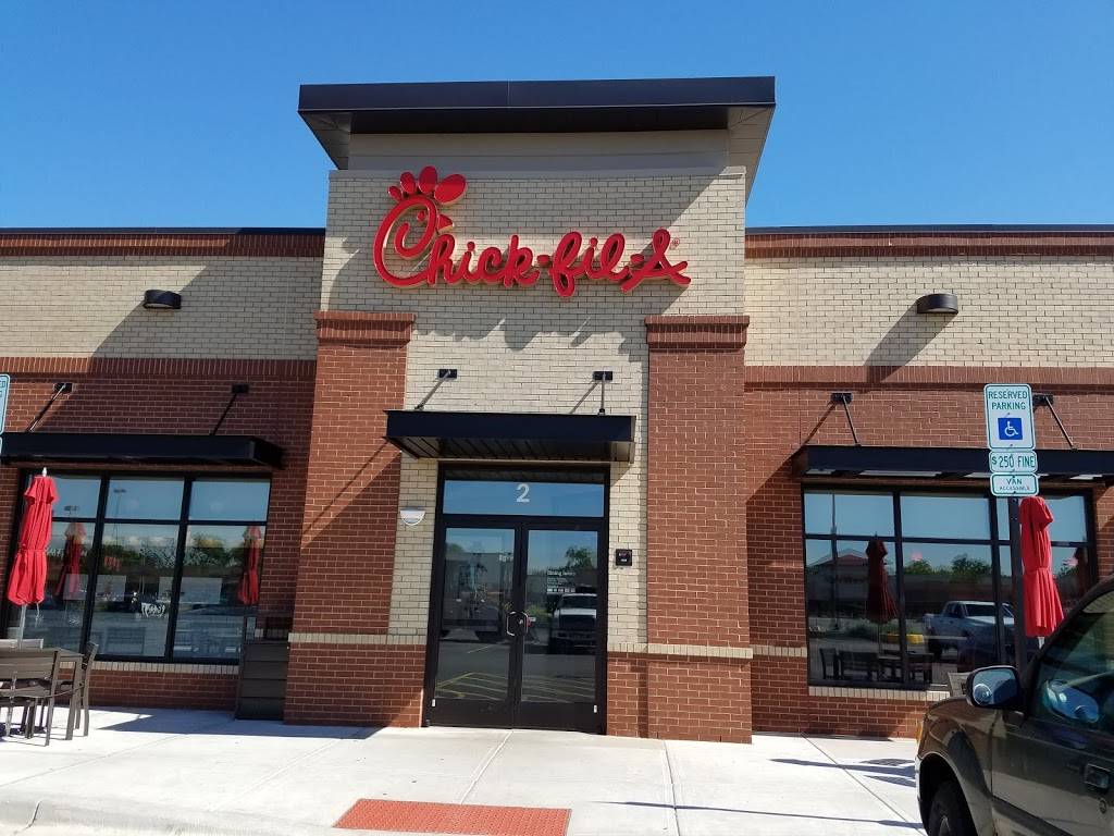 Chick-fil-A | restaurant | 2 Winston Plaza, Melrose Park, IL 60160, USA | 7083452399 OR +1 708-345-2399
