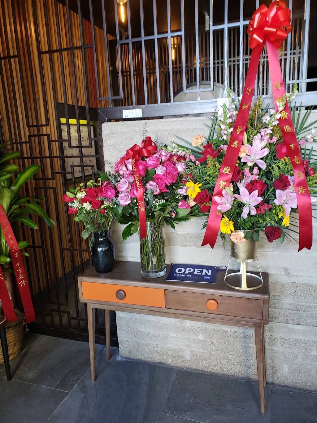 Pepper Twins | restaurant | 799 Town and Country Blvd Suite 200, Houston, TX 77024, USA | 8328312163 OR +1 832-831-2163