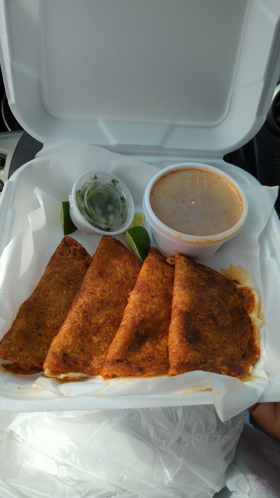 Celinas Diner | restaurant | 515 S High School Ave, Columbia, MS 39429, USA | 6016335098 OR +1 601-633-5098